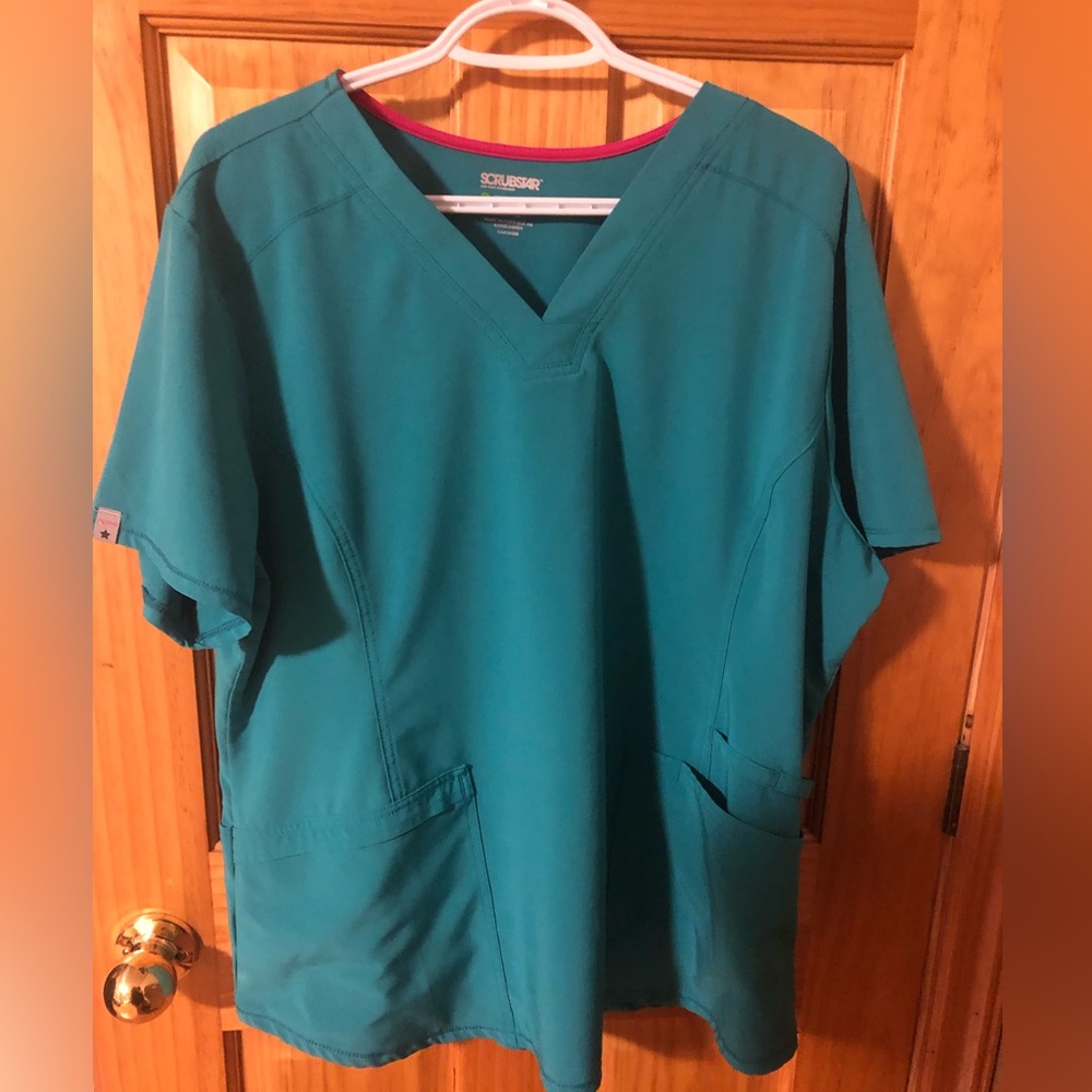 2/30$ ✨ Scrubstar Teal Top